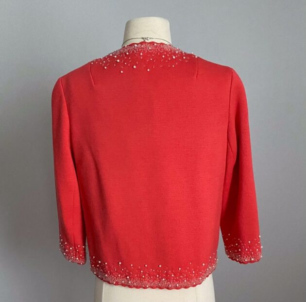 Sophisticated Gene Shelly’s Boutique internationale Vintage 1950s 1960s dress sweater hand beaded - Image 9