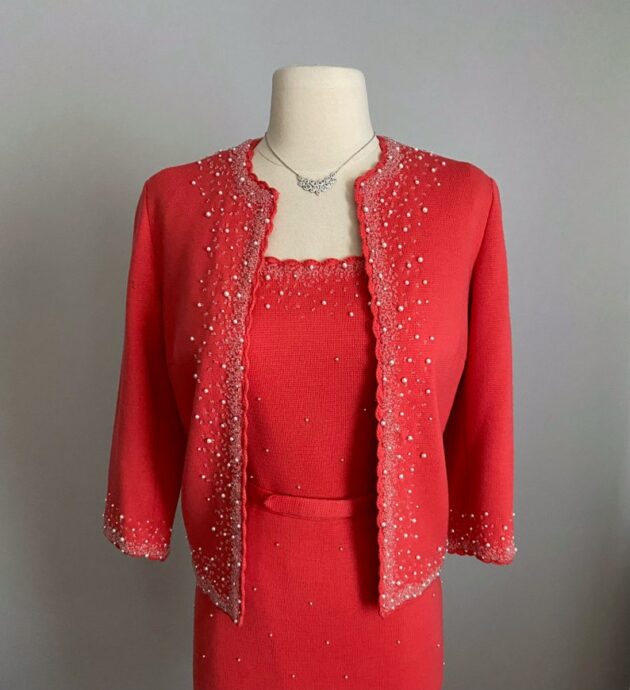 Sophisticated Gene Shelly’s Boutique internationale Vintage 1950s 1960s dress sweater hand beaded - Image 10